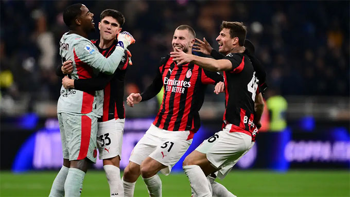 Mike Maignan, người hùng derby Milano